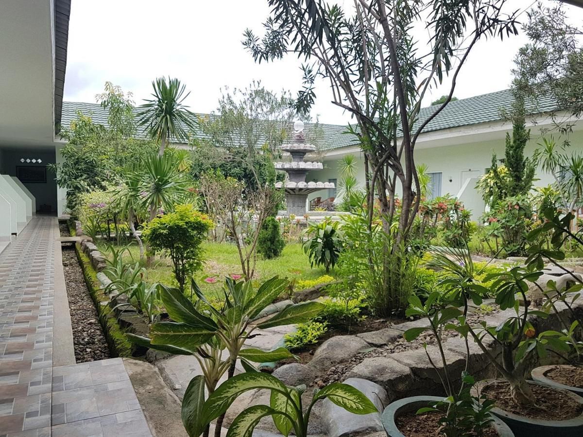 Komodo Boutique Hotel Labuan Bajo Buitenkant foto