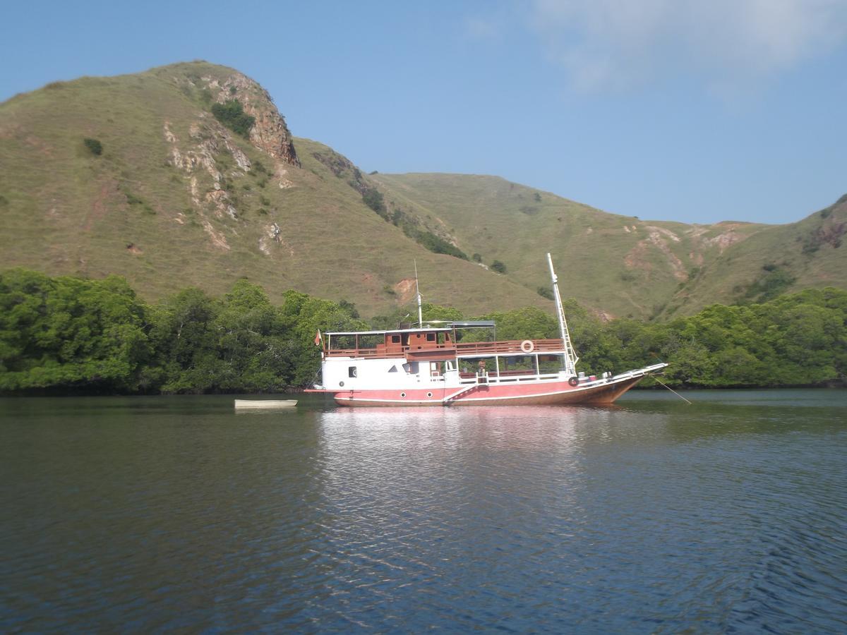 Komodo Boutique Hotel Labuan Bajo Buitenkant foto